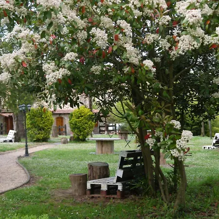 Rural Isasi מלון