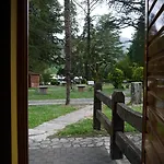 Rural Isasi מלון