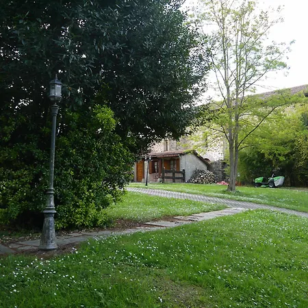 Rural Isasi Hotel *