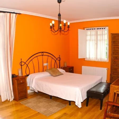 Rural Isasi Hotel *